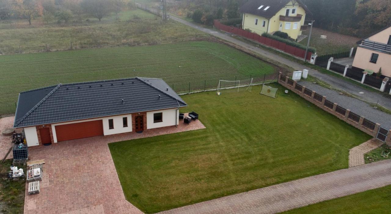 Apartman Uprostred Trojuhelniku Praha - Karlovy Vary - Plzen Kolesovice Exterior photo